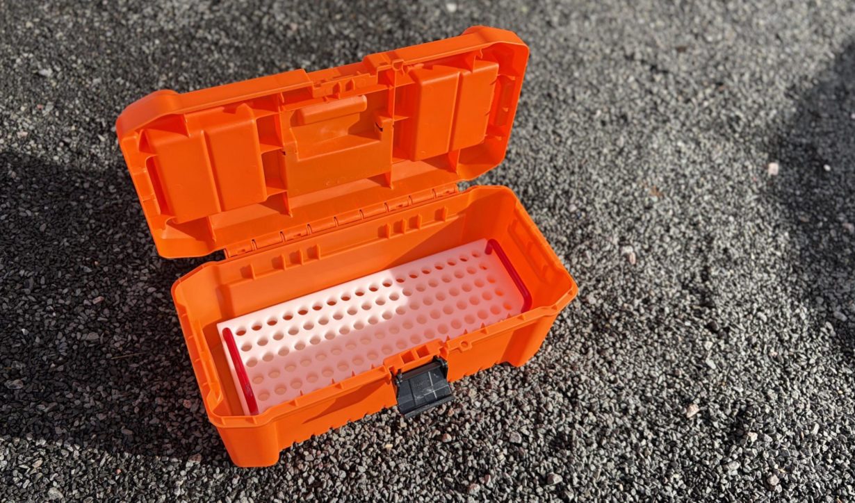 Sample rack made to fit a robust case – Ideal for fieldwork and transporting samples - Thumbnail Image